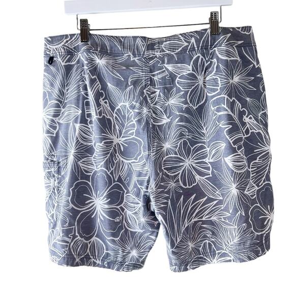 J Crew Mens 9" Flex Swim Shorts Size 36 Gray White Floral Tropical Drawstring‎ - Picture 8 of 8